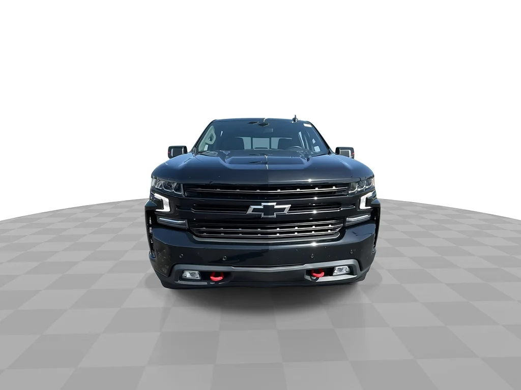 Used 2022 Black Chevrolet RST image 4