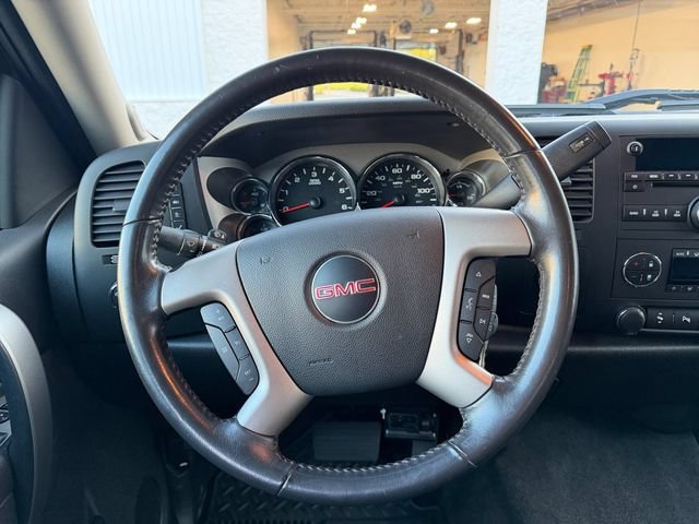 Used 2012 STEALTH GRAY METALLIC GMC SLE image 22