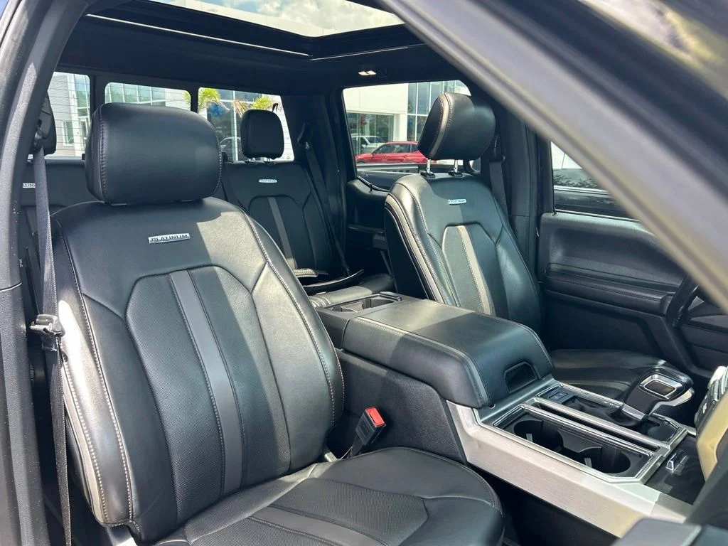 Used 2019 Black Metallic Ford Platinum image 46