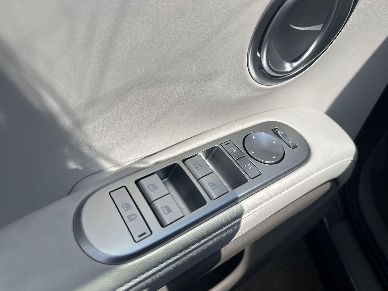 2026 Hyundai Palisade SEL - Photo 14