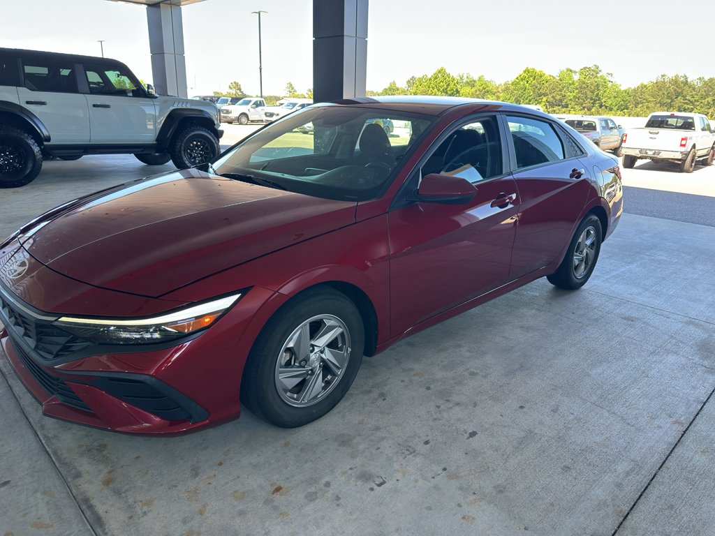 2024 Hyundai Elantra 2.0 SE IVT's photo