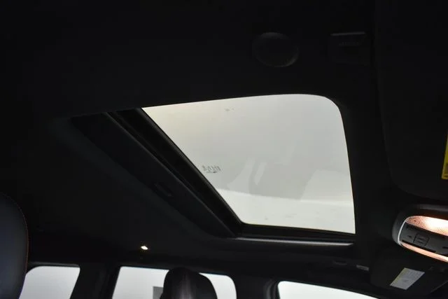 Used 2021 Gray Jeep Trailhawk image 15