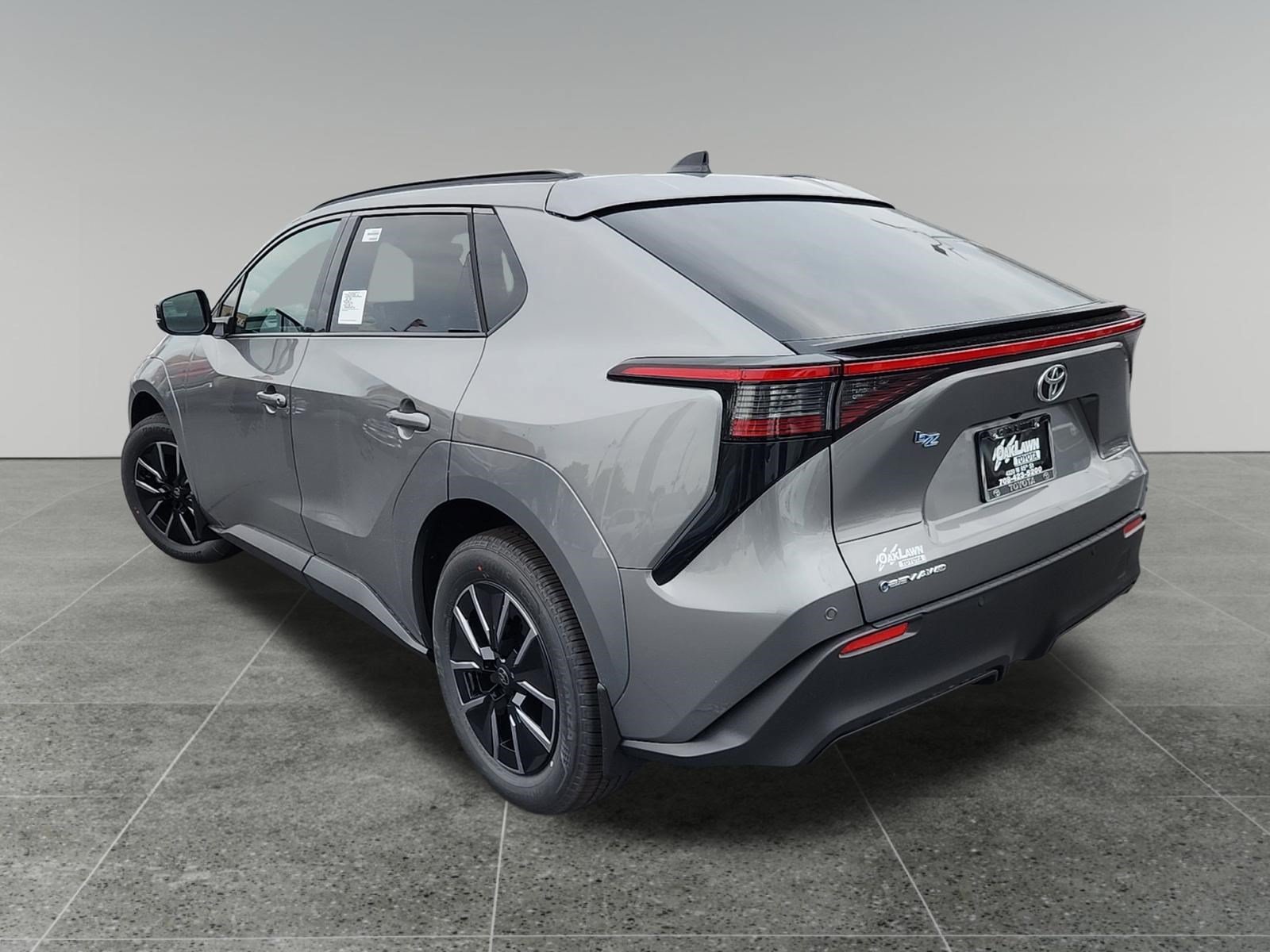 New 2026 Heavy Metal <sup>1</sup> Toyota  XLE image 5