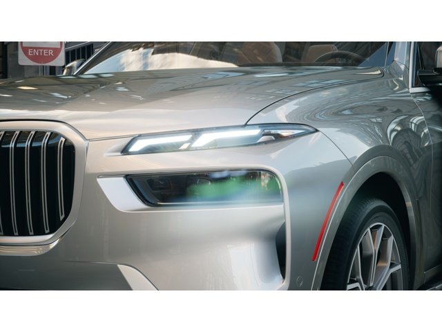 New 2027 Skyscraper Grey Metallic BMW xDrive40i image 6