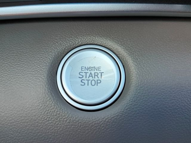 Used 2026 Blue Hyundai SEL Sport image 17