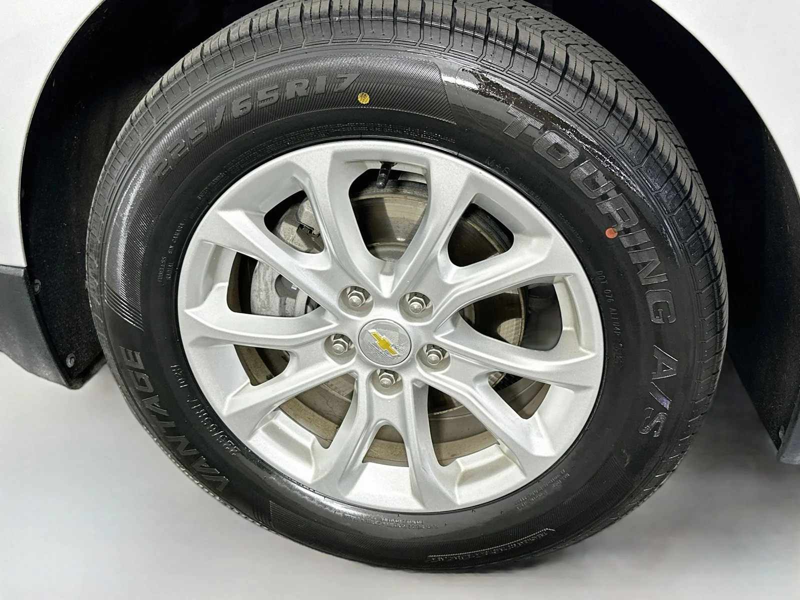 Used 2020 Silver Ice Metallic Chevrolet LT image 32