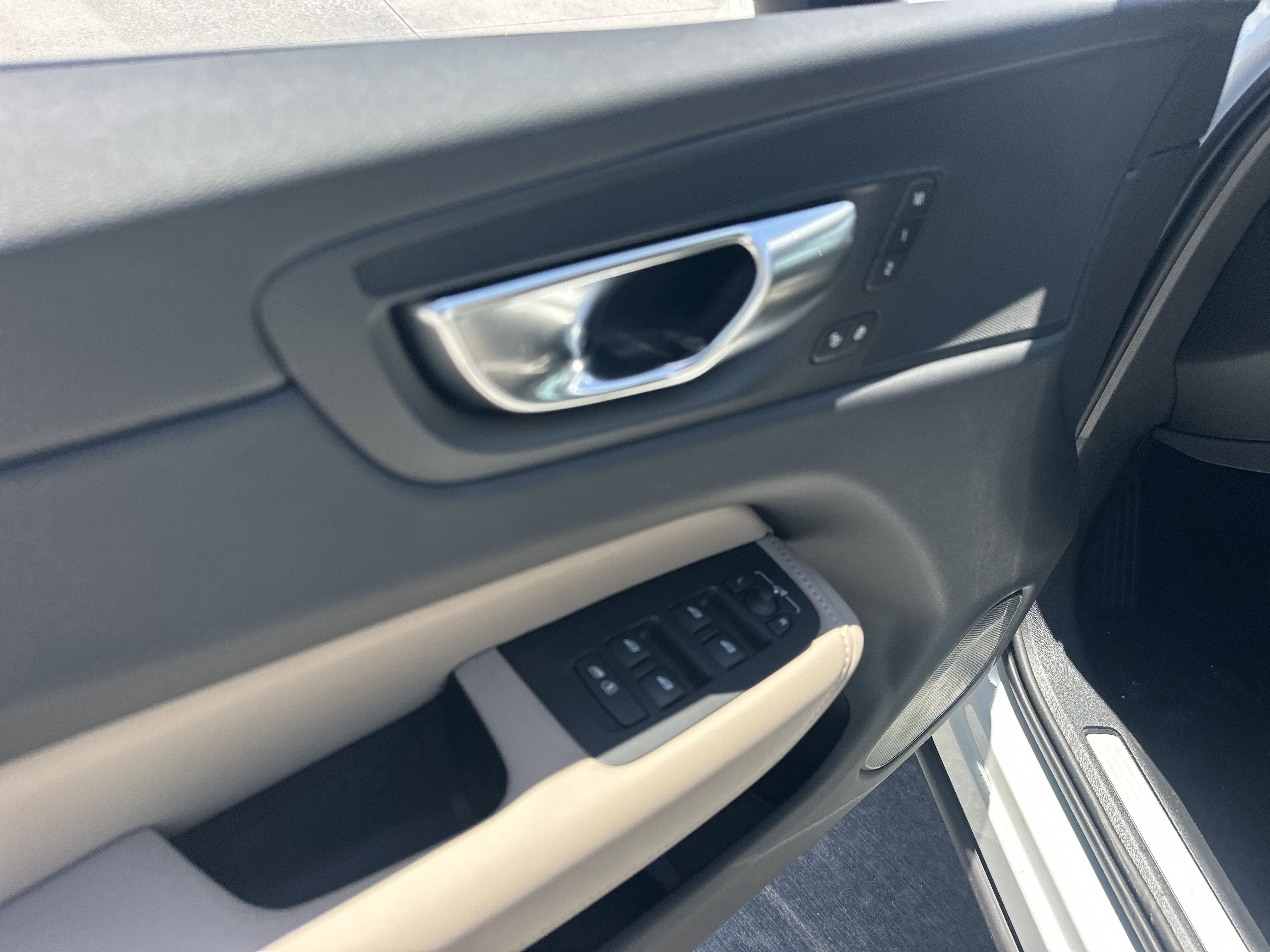 New 2026  Volvo Core image 16