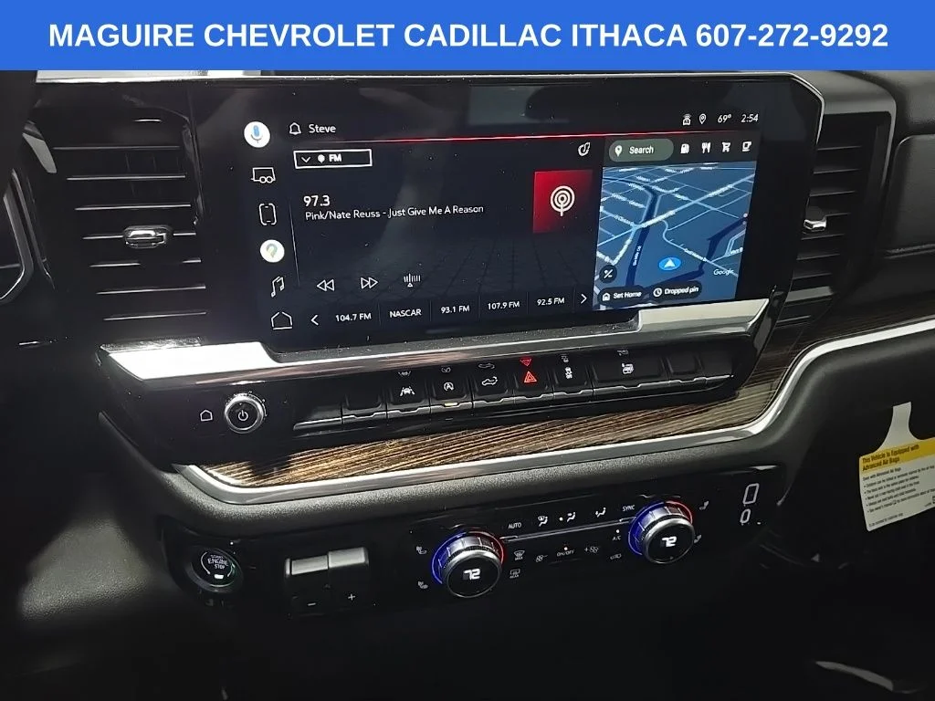 Used 2022 Silver GMC Elevation image 24