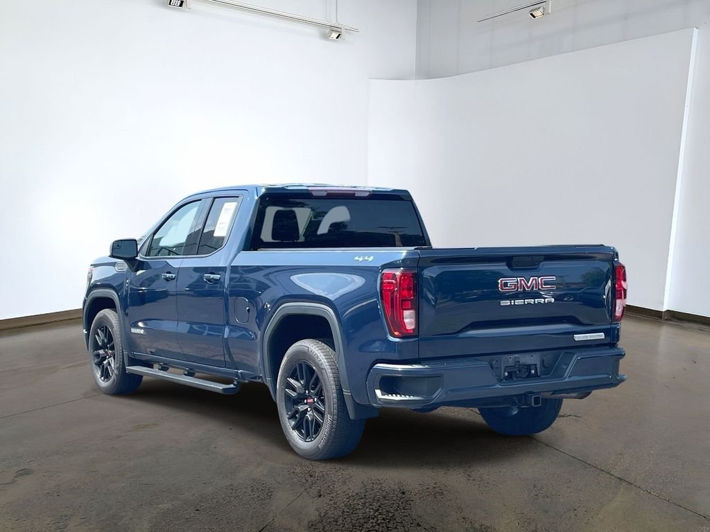Used 2020 Blue GMC Elevation image 6