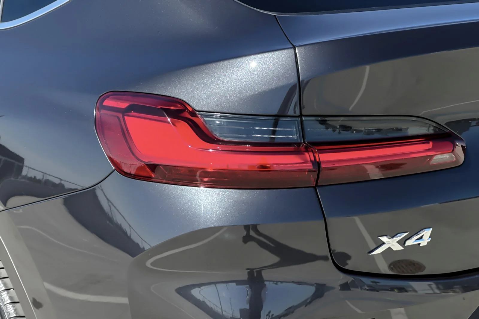 Used 2024 DARK GRAPHITE METALL BMW xDrive30i image 27
