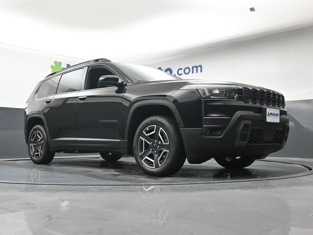 New 2026 Diamond Black Crystal Pearlcoat Jeep Laredo image 21