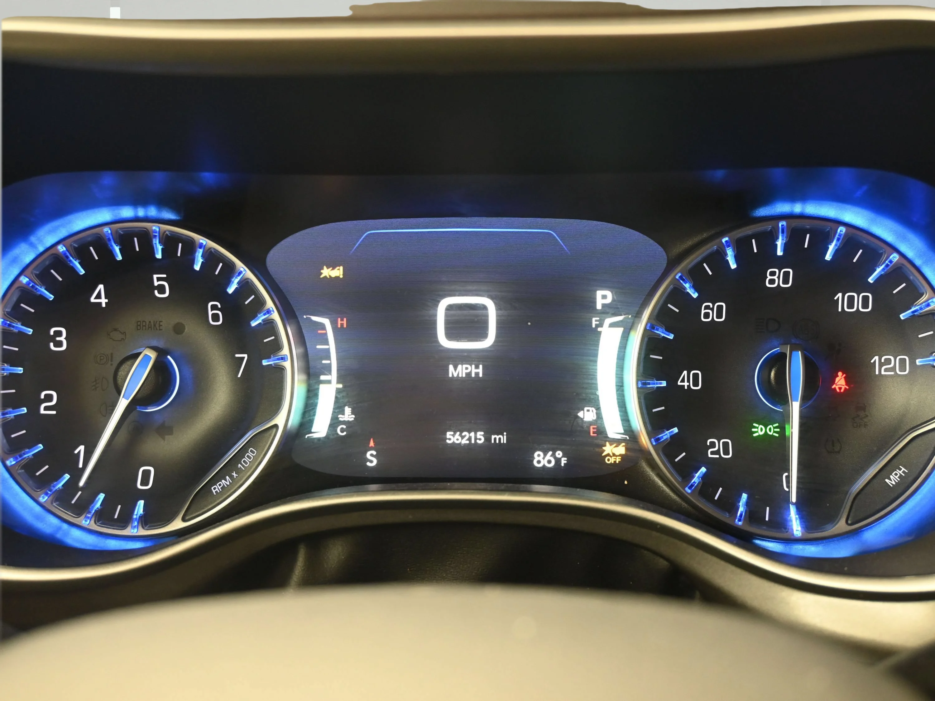 Used 2023 Brilliant Black Crystal Pearlcoat Chrysler Touring L image 22