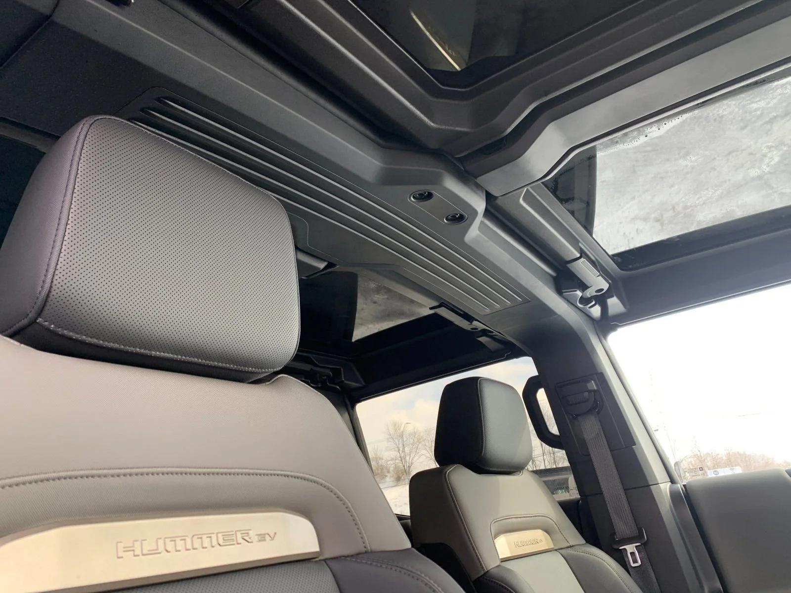 2025 GMC HUMMER EV 2X - Photo 19