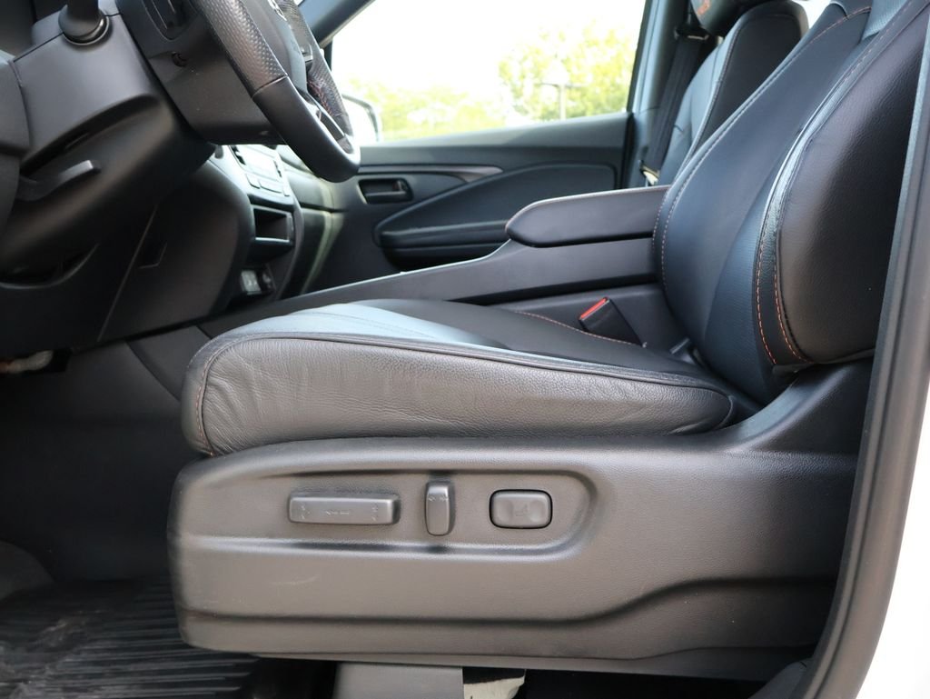 Used 2025  Honda TrailSport image 33