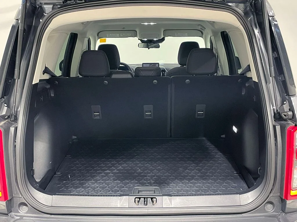 Used 2023 Gray Ford Big Bend image 5