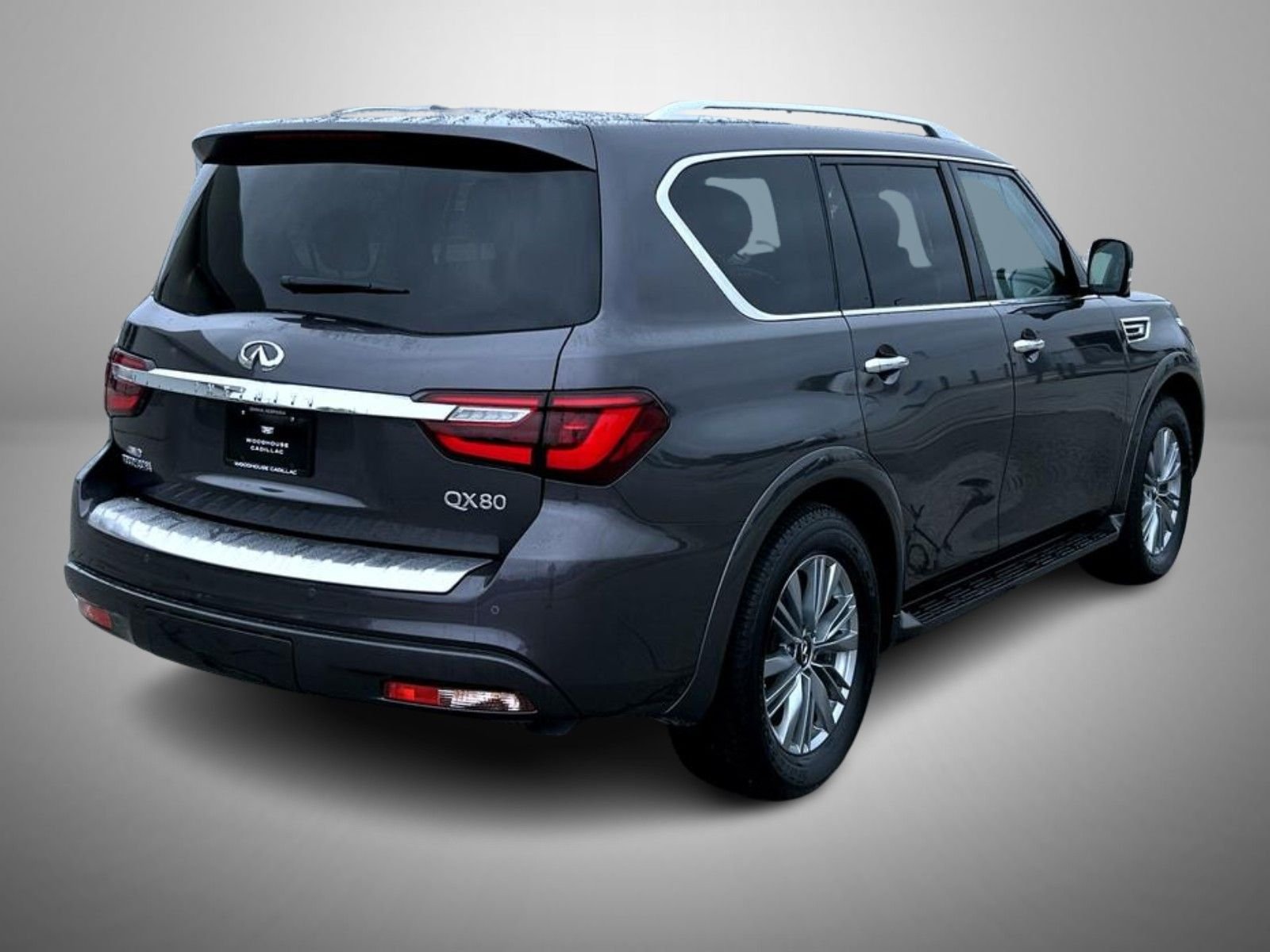 Used 2023 Gray INFINITI LUXE image 5
