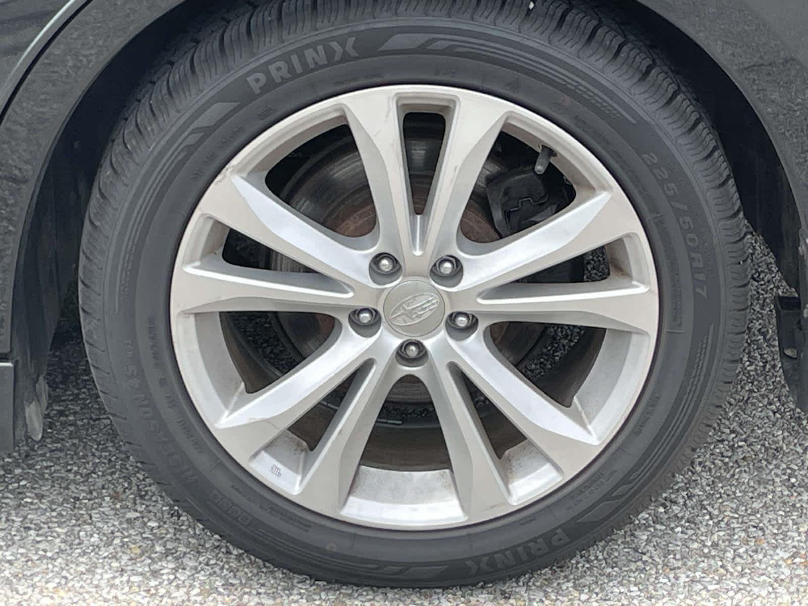 Used 2013 Crystal Black Silica Subaru 3.6R Limited image 21