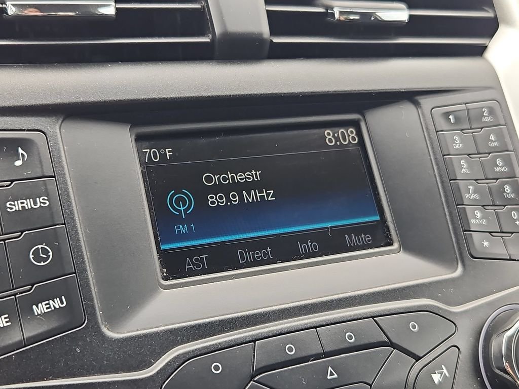 Used 2014 Blue Metallic Ford SE image 17
