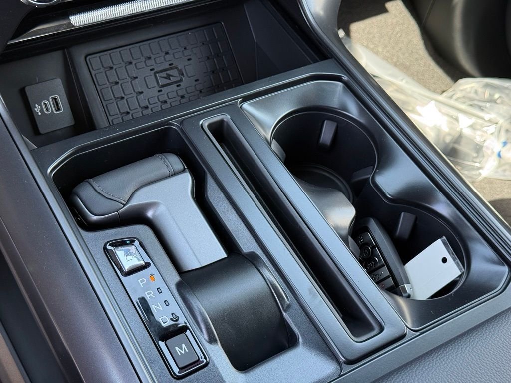 New 2026 Carbonized Gray Metallic Ford Tremor® image 12