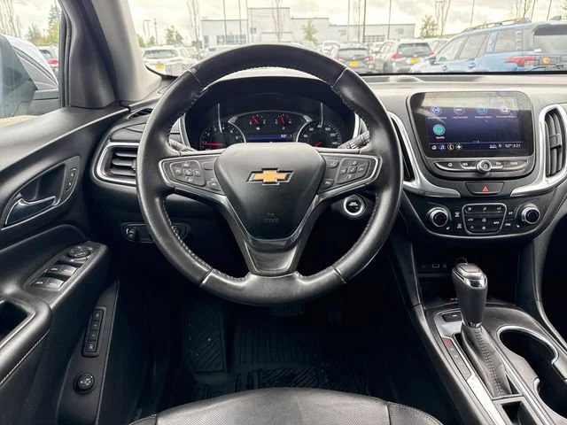 Used 2021 Silver Ice Metallic Chevrolet Premier image 17