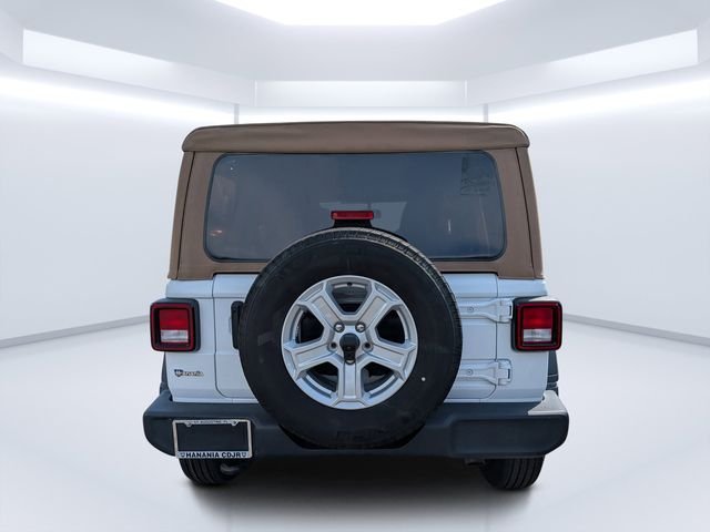 Used 2022 White Jeep Unlimited Sport S image 4