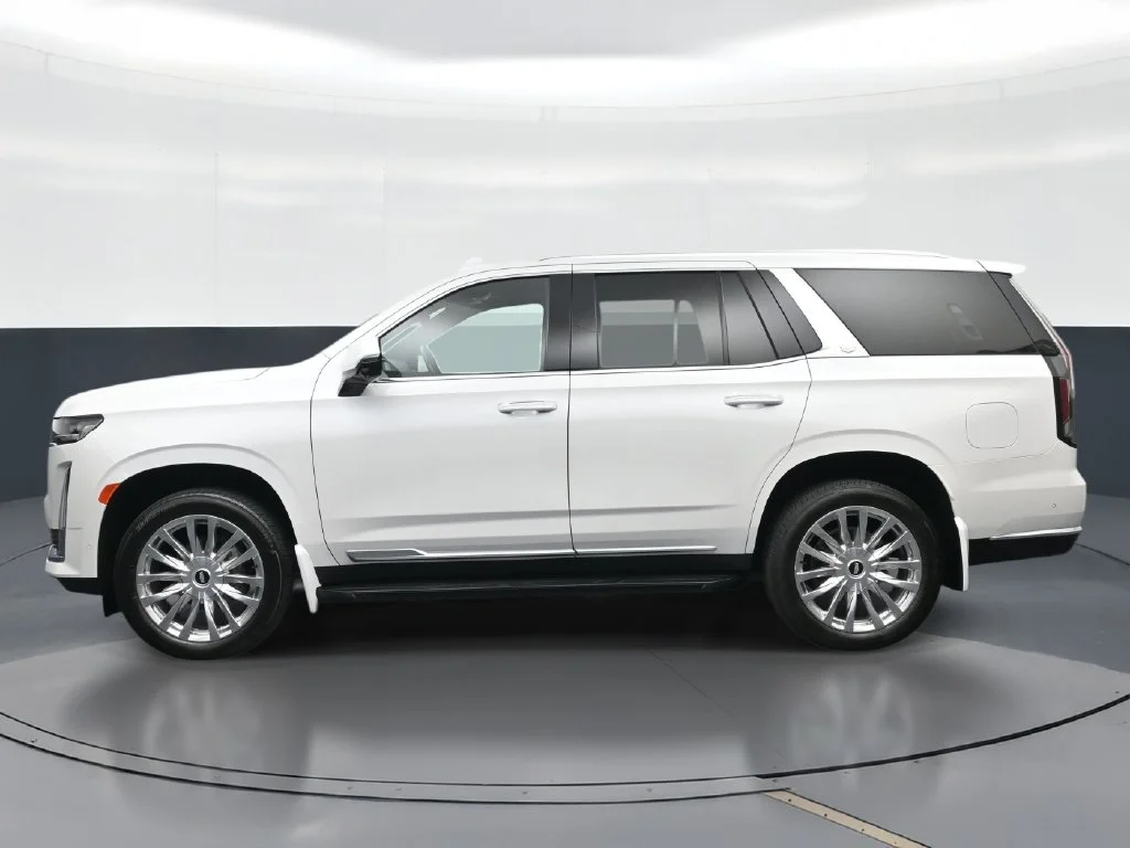 Used 2023 White Cadillac Premium Luxury image 5