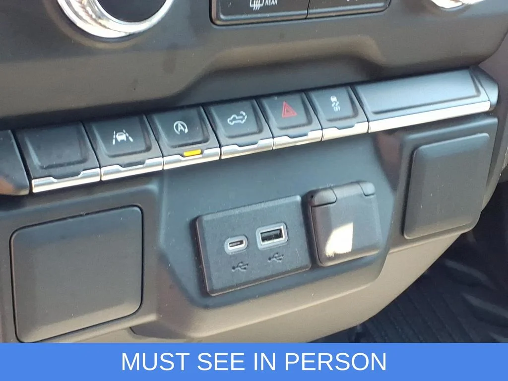 Used 2023 White GMC Pro image 6