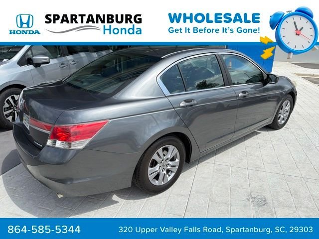 Used 2012  Honda SE image 5