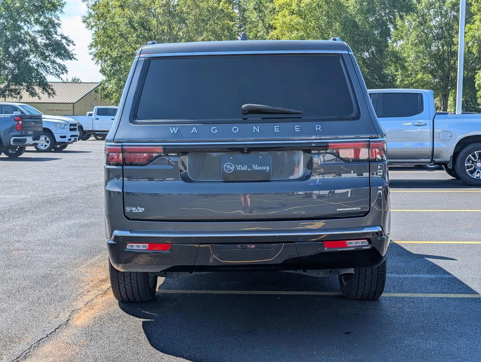 Used 2022 Baltic Gray Metallic Clearcoat Jeep Series III image 4