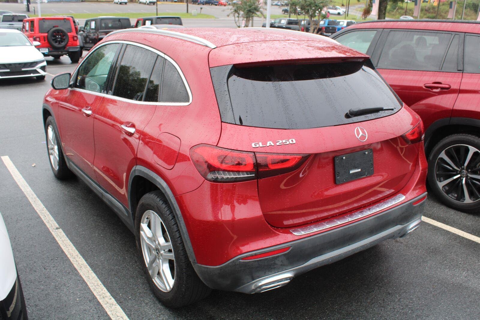 Used 2021 Patagonia Red Metallic Mercedes-Benz GLA 250 image 8
