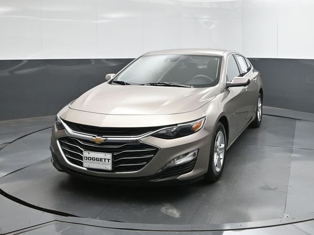 Used 2024 Gray Chevrolet LT image 22