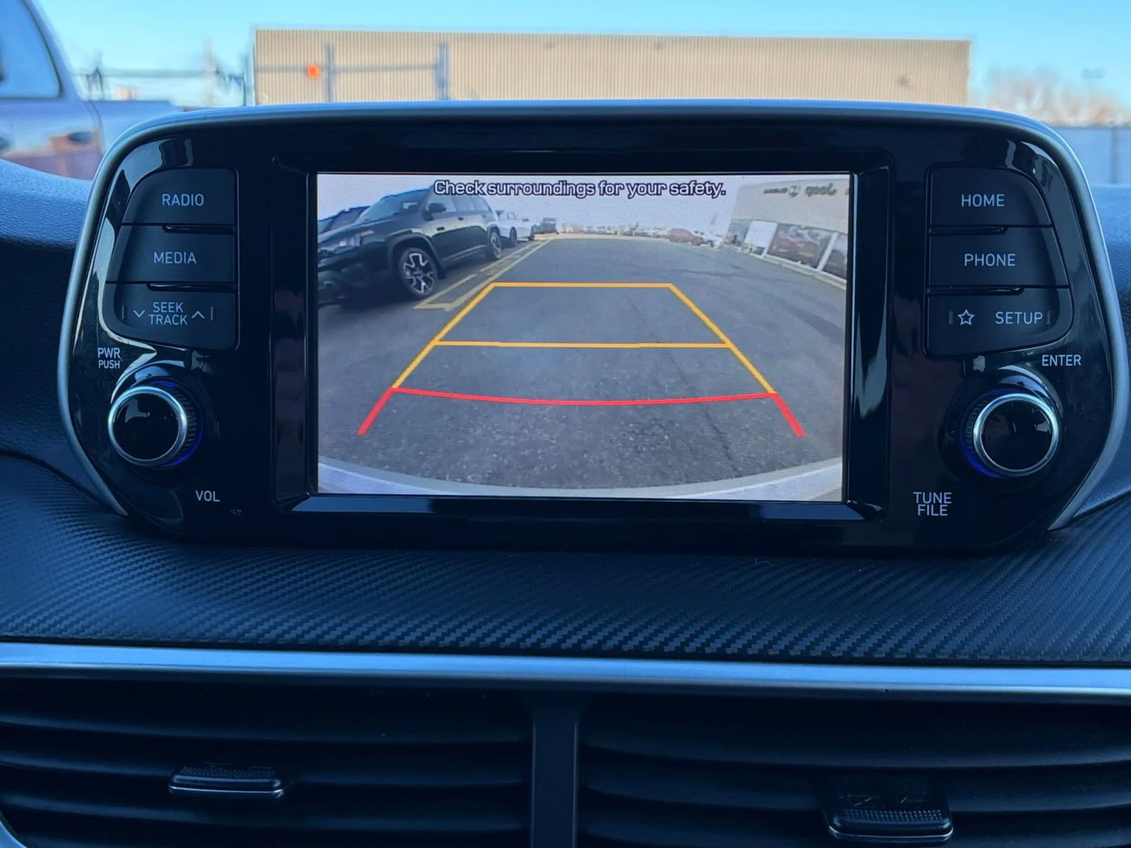 Used 2020 Silver Hyundai Preferred image 21
