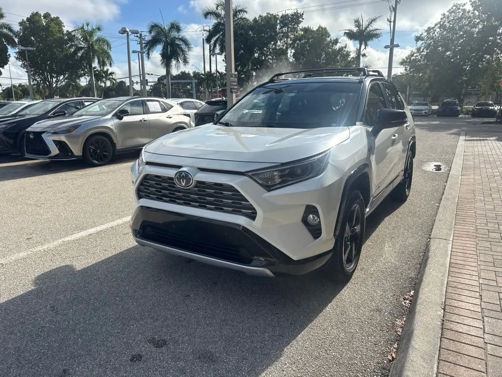 Used 2021 White Toyota XSE image 14