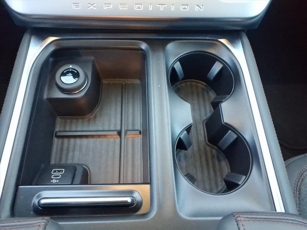 2025 FORD EXPEDITION MAX - Image 11