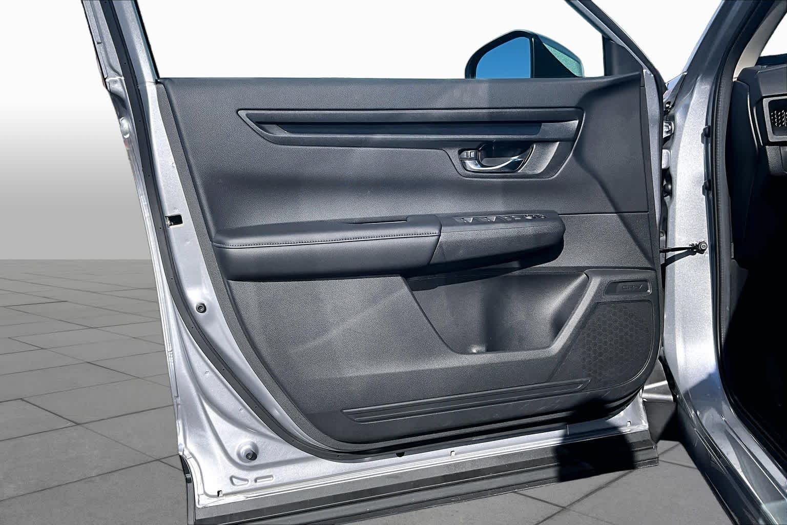 2026 Honda CR-V LX - Photo 21