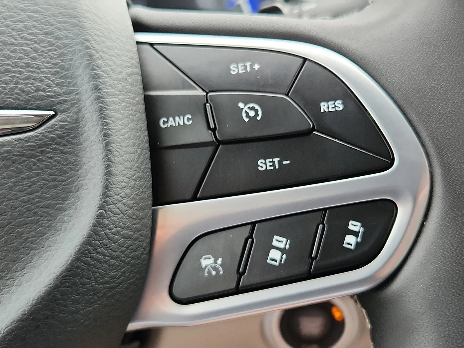 2024 Chrysler Pacifica Touring L - Photo 24