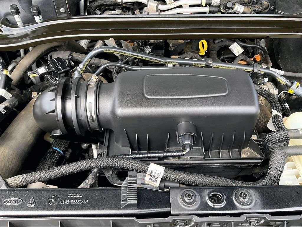 Used 2021 Gray Ford Limited image 34