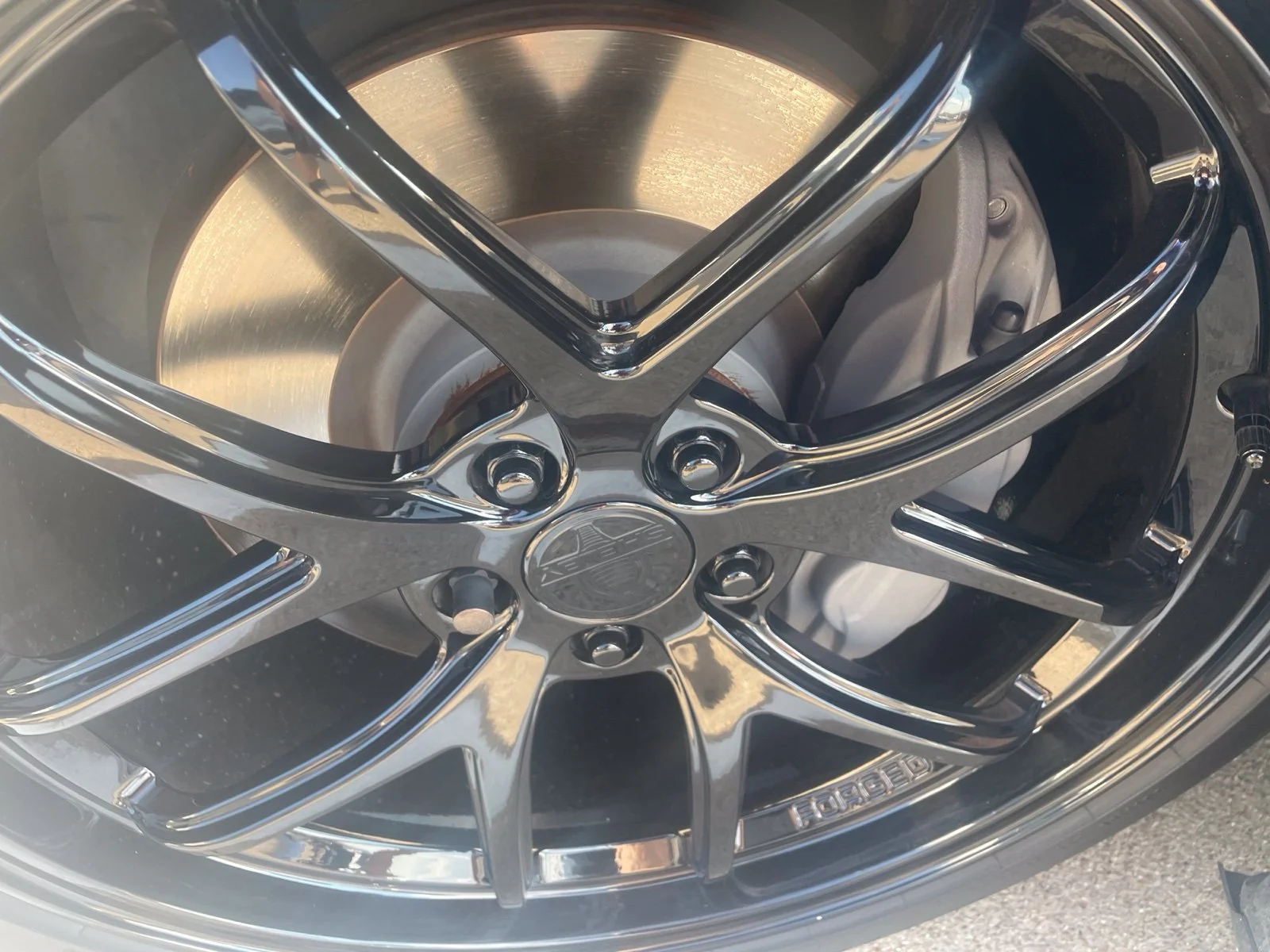 Used 2022 Blue Ford GT image 13