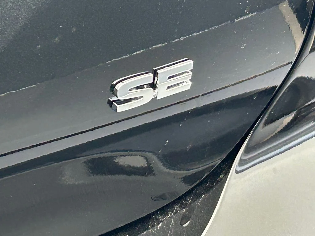 New 2026 Black Diamond Mitsubishi SE image 36