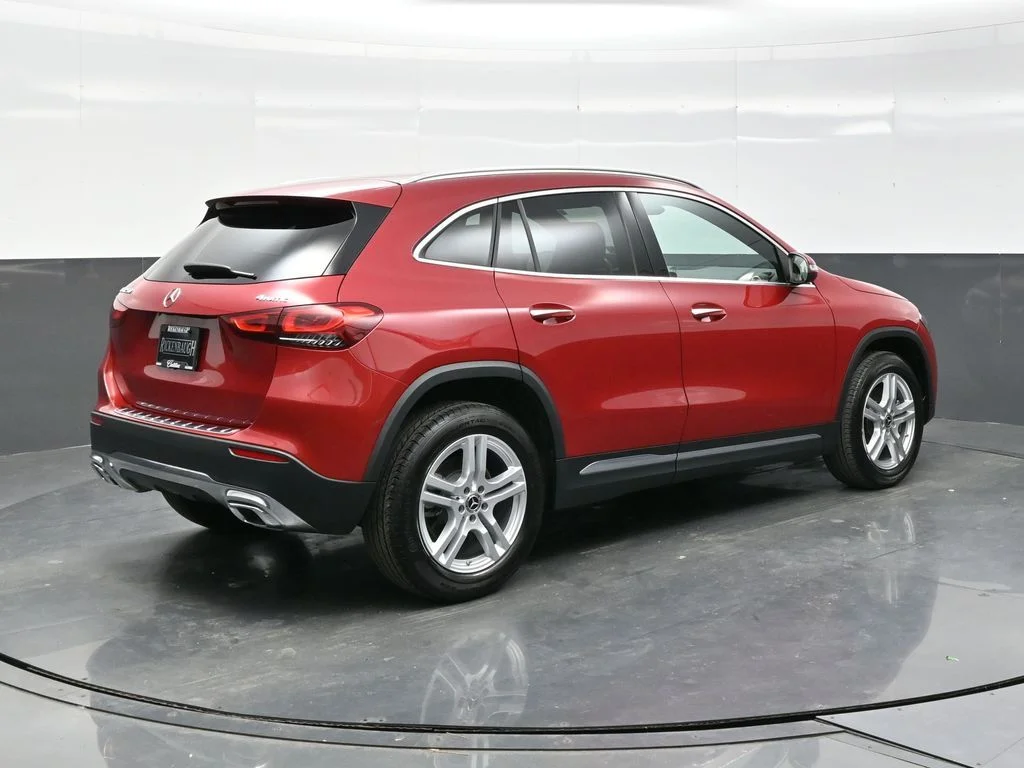 Used 2022  Mercedes-Benz GLA 250 image 7