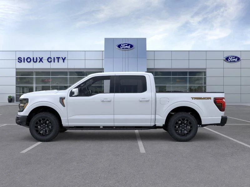 New 2026 Oxford White Ford Tremor® image 3