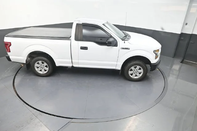 Used 2016 White Ford XL image 26