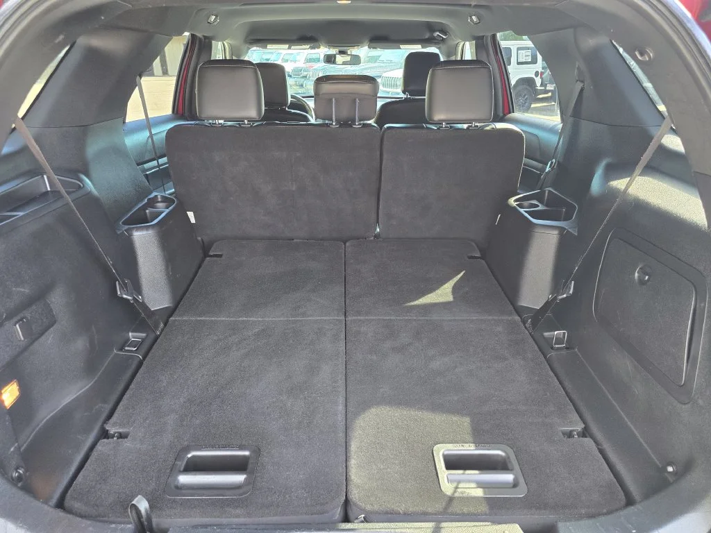 Used 2019 Red Ford XLT image 14