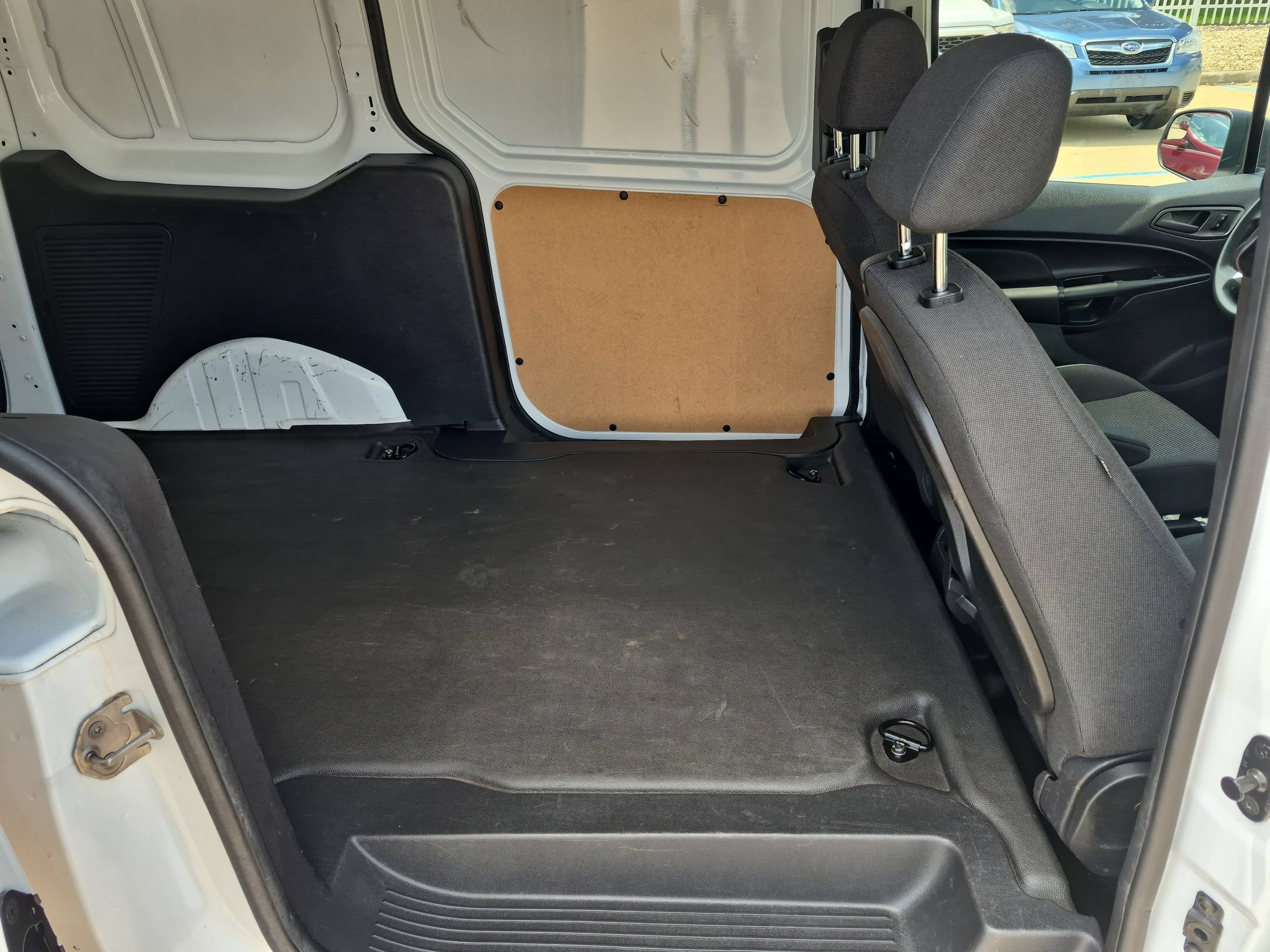 Used 2017 Frozen White Ford XL image 25