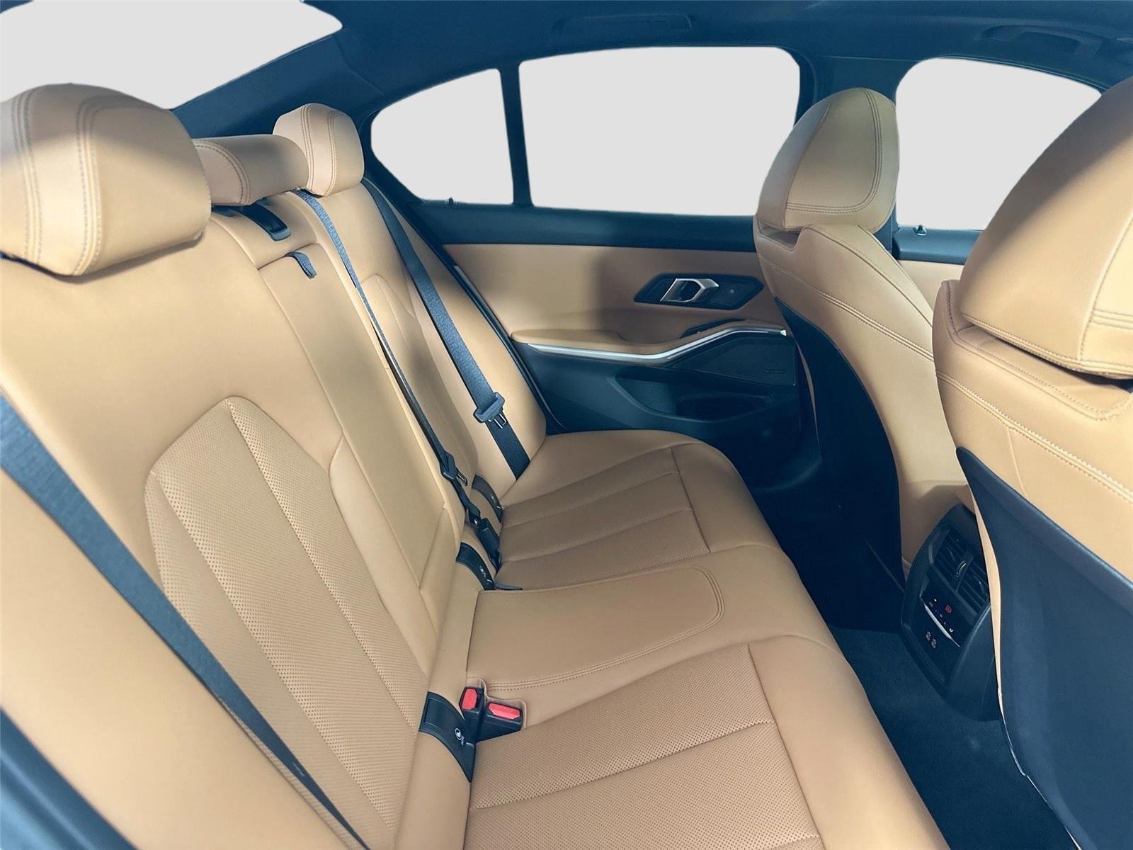 Used 2026 Alpine White BMW 330i NA image 29
