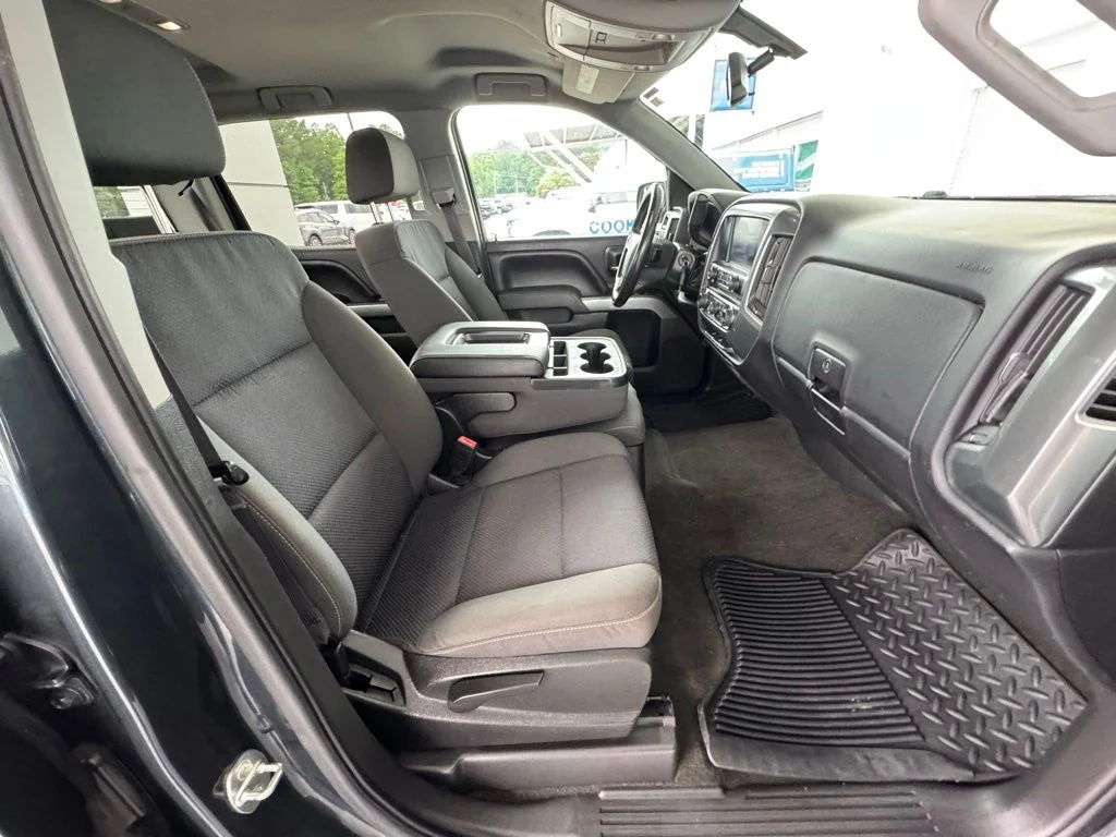 Used 2017 Gray Chevrolet LT image 16