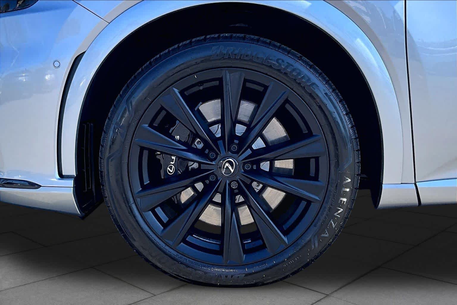 Certified Used 2024 Iridium Lexus F SPORT Performance image 10