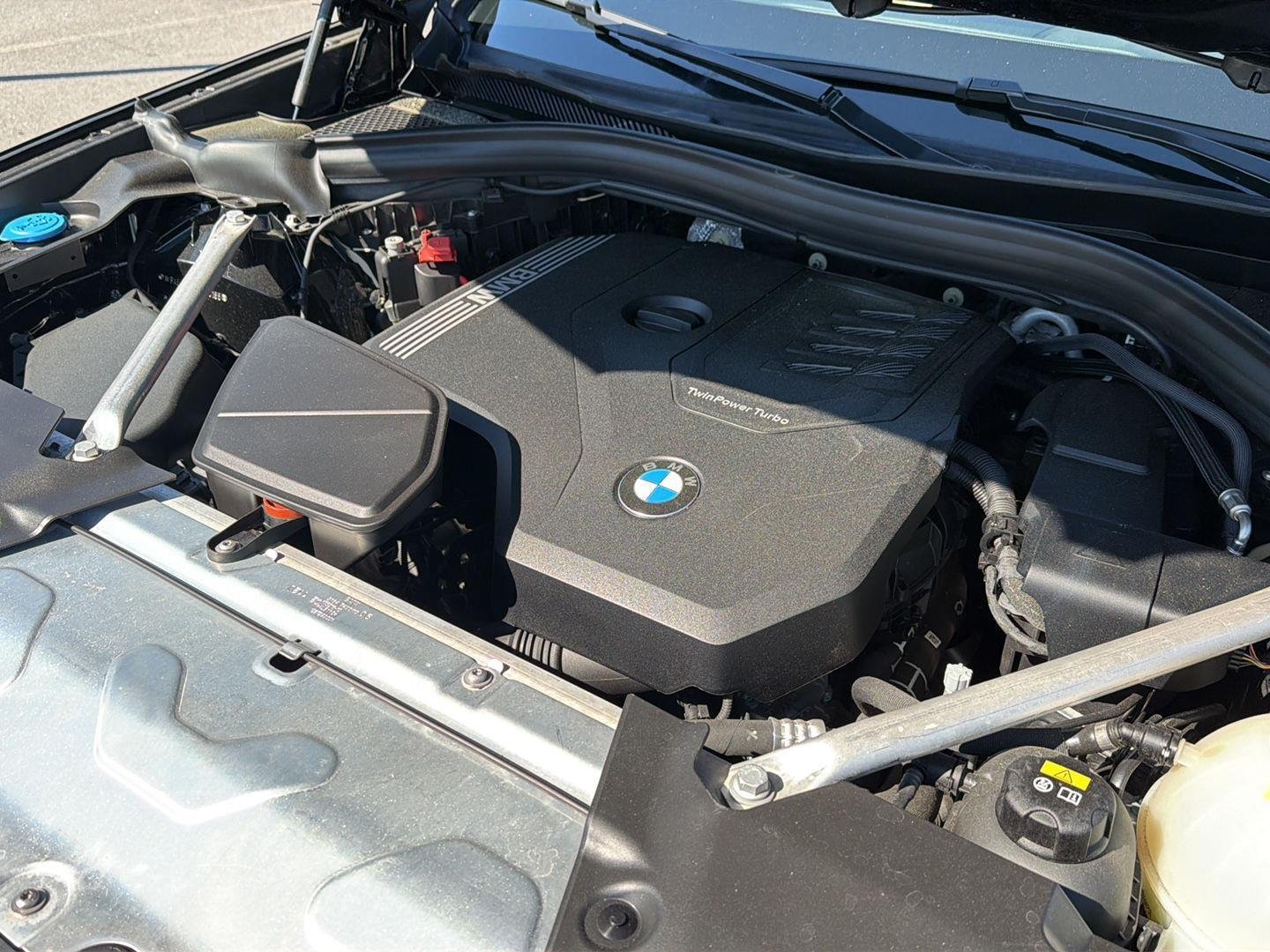 Used 2022 Jet Black BMW xDrive30i image 36