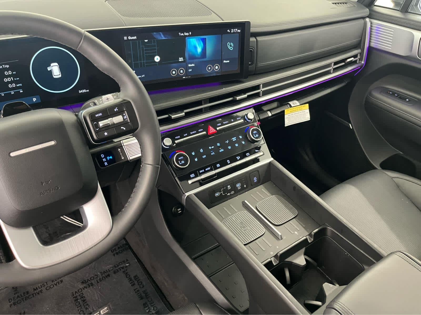 2025 Hyundai Santa Fe Limited - Photo 21