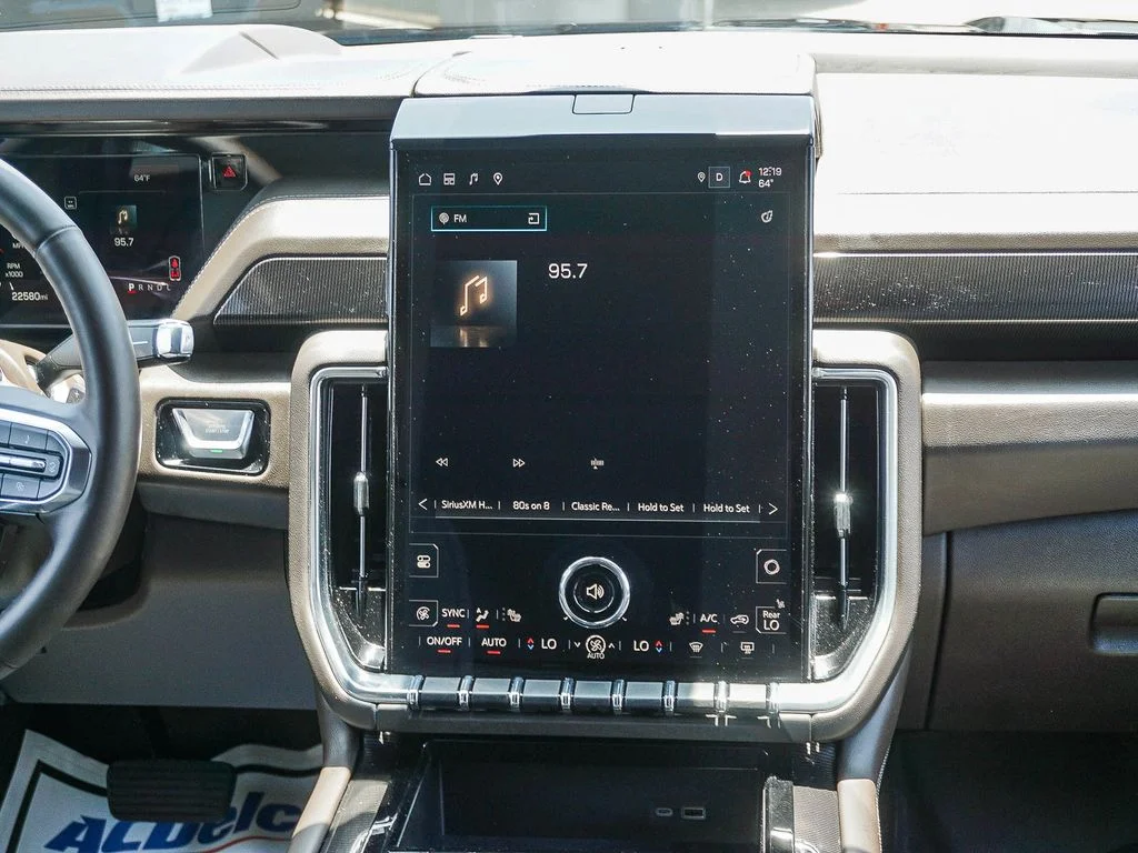 Used 2025 Black GMC Elevation image 15